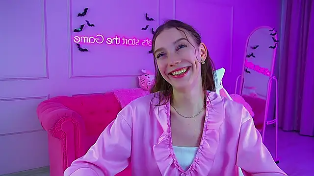 VeronicaVances online show from 11.06.25