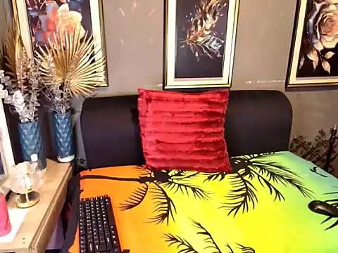 Snapshot of AngelEbony chatting on 11.24.25 AngelEbony online show from 11.24.25