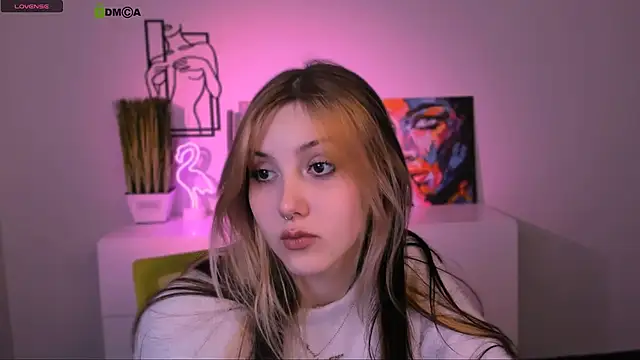 luna tin online show from 11.24.25