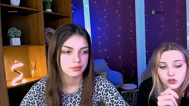 luna tin online show from 12.14.25