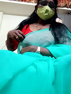 Snapshot of hotmahitha chatting on 06.23.26 hotmahitha online show from 06.23.26