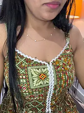 Snapshot of Riya-6969 chatting on 05.15.26 Riya-6969 online show from 05.15.26