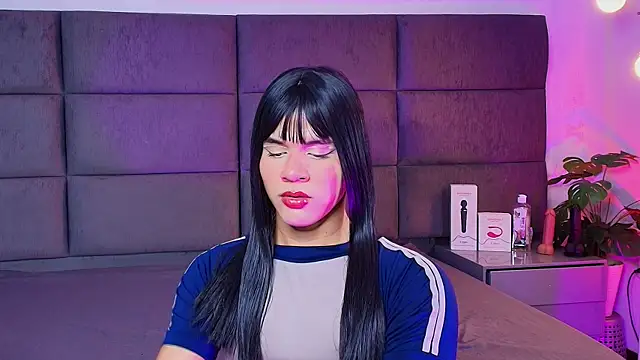 Snapshot of Slenna_Moon chatting on 01.08.26 Slenna Moon online show from 01.08.26