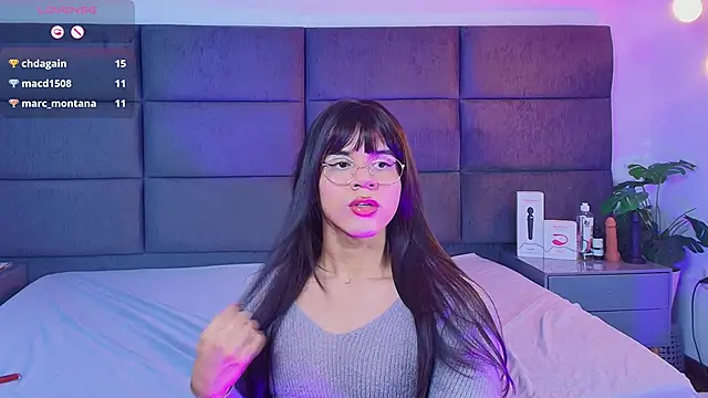 Snapshot of Slenna_Moon chatting on 01.15.26 Slenna Moon online show from 01.15.26