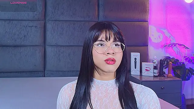 Snapshot of Slenna_Moon chatting on 02.13.26 Slenna Moon online show from 02.13.26