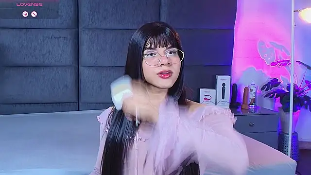 Snapshot of Slenna_Moon chatting on 02.26.26 Slenna Moon online show from 02.26.26