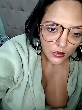 AuroraChest online show from 09.09.25