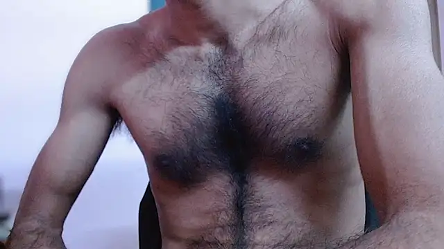 Snapshot of funndudd chatting on 04.14.26 funndudd online show from 04.14.26