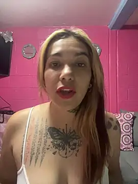Snapshot of emperatrixsex chatting on 07.25.26 emperatrixsex online show from 07.25.26
