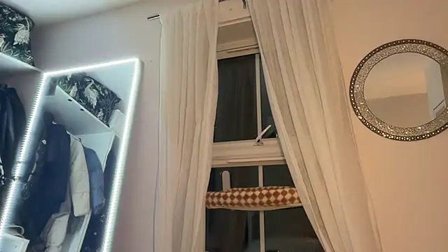 KayleeBella online show from 02.16.26