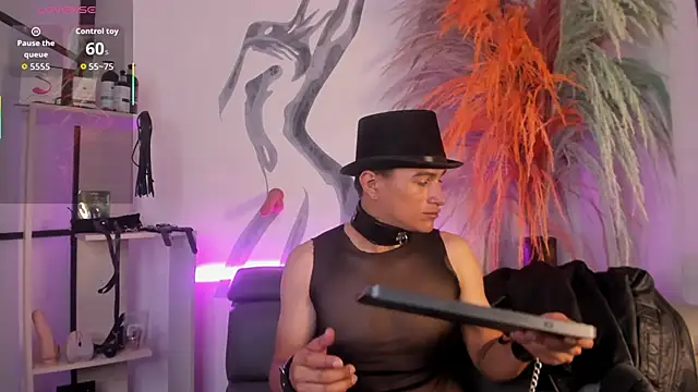 LiamDeep online show from 10.31.25