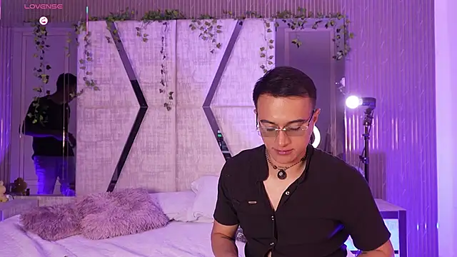 LiamDeep online show from 01.08.26