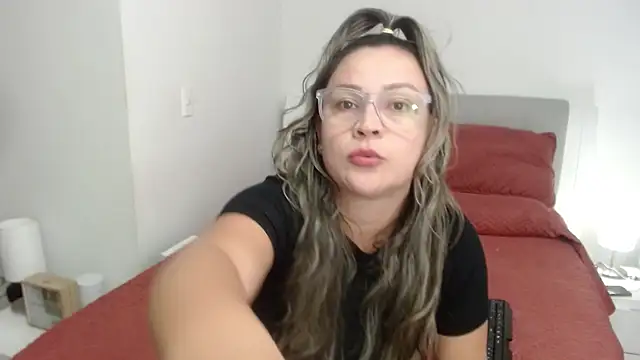 sophie lopez1 online show from 10.11.25