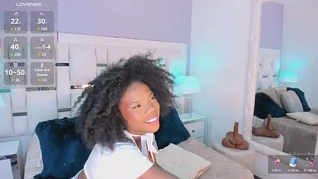 Snapshot of AmiraMorgan chatting on 11.14.25 AmiraMorgan online show from 11.14.25