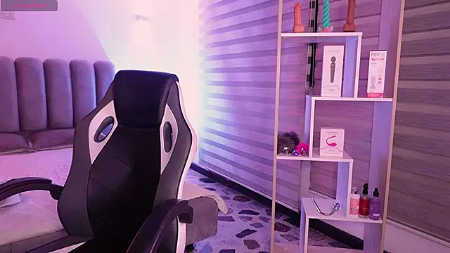 SkyThompson online show from 12.05.25