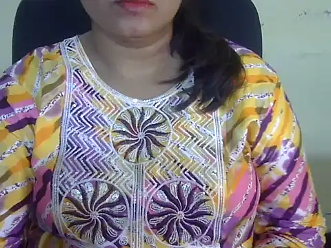 Snapshot of Aanya_Hazel chatting on 10.07.25 Aanya Hazel online show from 10.07.25