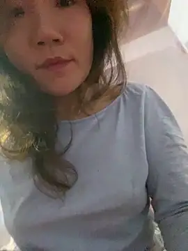 Snapshot of Pyy07 chatting on 11.17.25 Pyy07 online show from 11.17.25