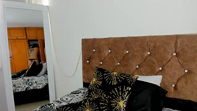 camila collins7 online show from 11.08.25