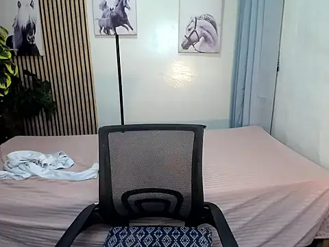 Snapshot of alex_cummer chatting on 11.17.25 alex cummer online show from 11.17.25