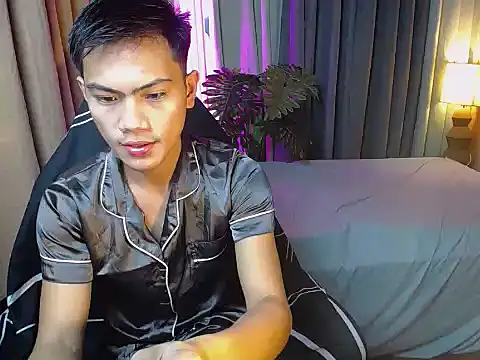 Snapshot of alex_cummer chatting on 11.29.25 alex cummer online show from 11.29.25