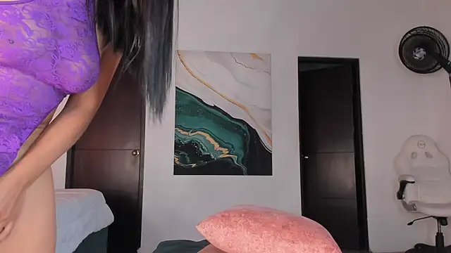 Sofi Moreno online show from 10.28.25