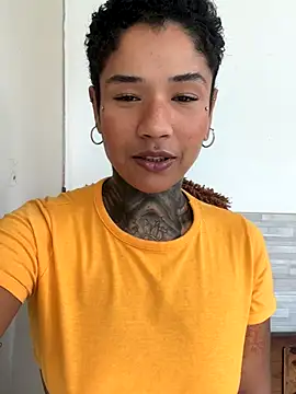 xbigpeach online show from 10.12.25