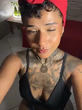 Snapshot of xbigpeach chatting on 01.15.26 xbigpeach online show from 01.15.26