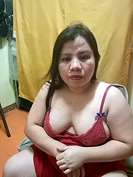 Snapshot of hotlyn45 chatting on 09.20.25 hotlyn45 online show from 09.20.25