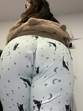 Amelia laurent online show from 02.01.26