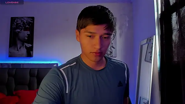 Snapshot of mateo-Esposito chatting on 09.17.25 mateo-Esposito online show from 09.17.25