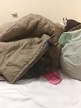 Snapshot of APornPretty1 chatting on 11.02.25 APornPretty1 online show from 11.02.25