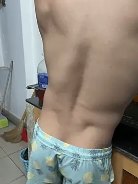 Snapshot of anhkiet_huang chatting on 12.02.25 anhkiet huang online show from 12.02.25