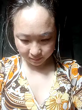 suki-lady online show from 12.04.25