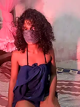 LarkingNewel online show from 03.11.26