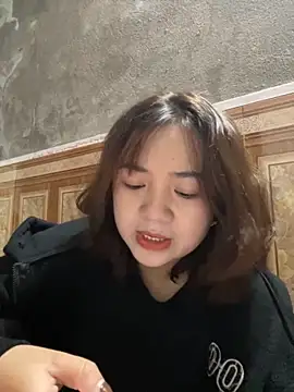 Lonnina online show from 11.13.25