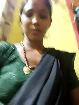 Snapshot of Fasfas2 chatting on 10.21.25 Fasfas2 online show from 10.21.25