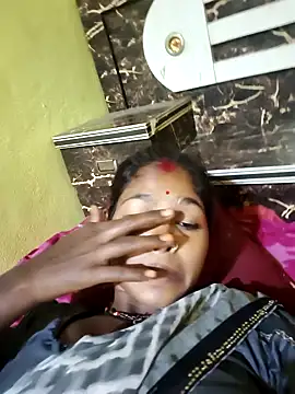 Snapshot of Fasfas2 chatting on 10.24.25 Fasfas2 online show from 10.24.25