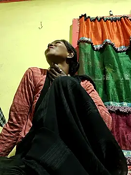 Snapshot of Fasfas2 chatting on 11.22.25 Fasfas2 online show from 11.22.25