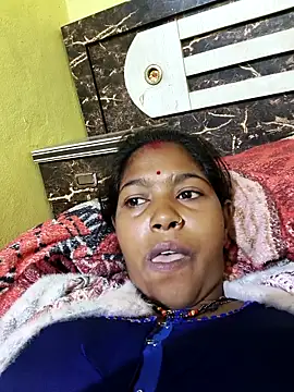 Snapshot of Fasfas2 chatting on 12.17.25 Fasfas2 online show from 12.17.25