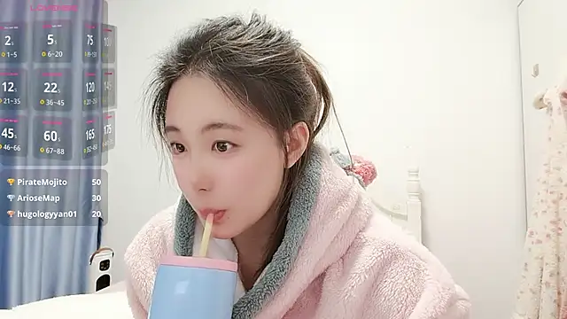 Snapshot of Luna_868 chatting on 11.28.25 Luna 868 online show from 11.28.25