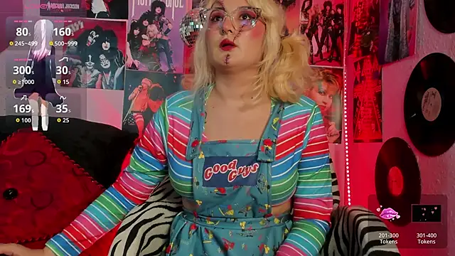 Avril Maria online show from 10.24.25