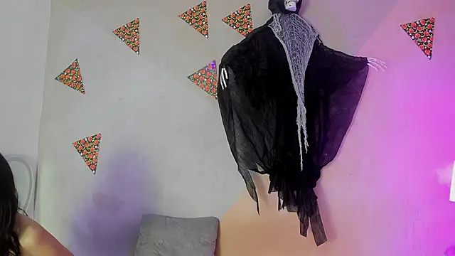 Laura and Kevin online show from 11.14.25