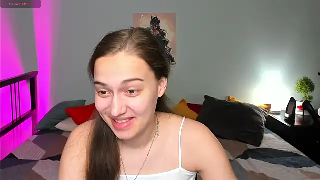 Alisa  Kelly online show from 10.25.25