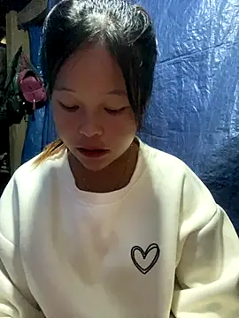 Snapshot of O_o_UwU_o_O chatting on 09.27.25 O o UwU o O online show from 09.27.25