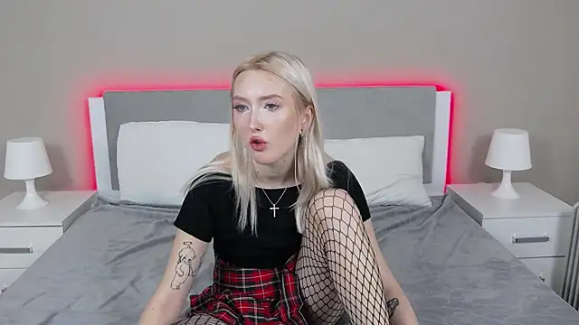 MarianeSun online show from 09.22.25