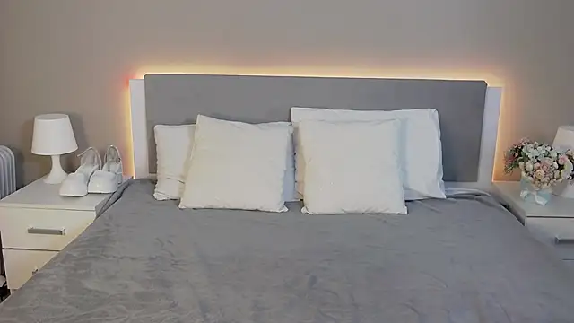 MarianeSun online show from 10.08.25