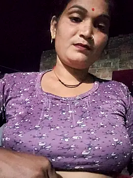 Snapshot of Kavya_hot chatting on 10.21.25 Kavya hot online show from 10.21.25