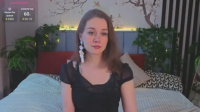 Snapshot of SkyHelen chatting on 02.02.26 SkyHelen online show from 02.02.26