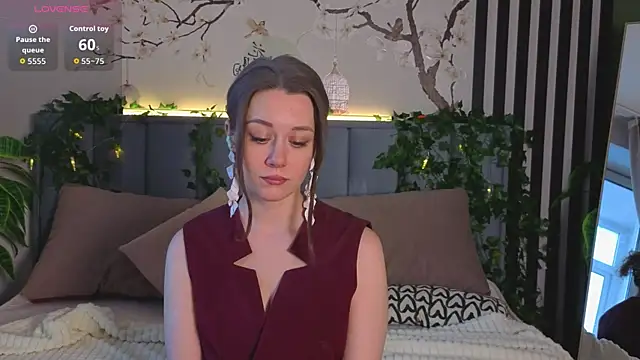 Snapshot of SkyHelen chatting on 02.05.26 SkyHelen online show from 02.05.26