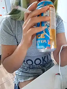 euahotmarii20 online show from 11.20.25